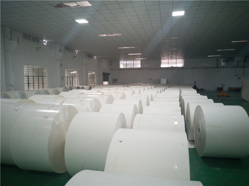 茂名专用淋膜牛皮纸规格,防水淋膜牛皮纸生产厂家