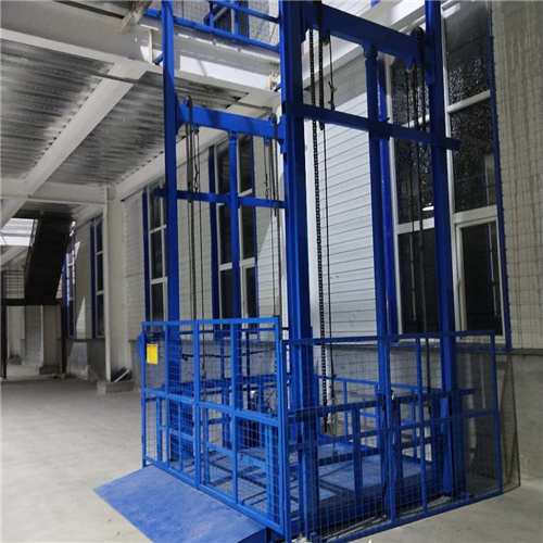 液压升降货梯生产厂家-乌鲁木齐液压升降机生产厂家
