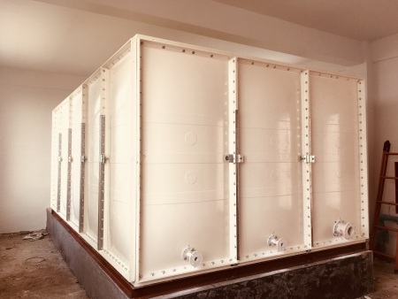 濟寧方形玻璃鋼水箱多少錢,裝配式玻璃鋼水箱廠家