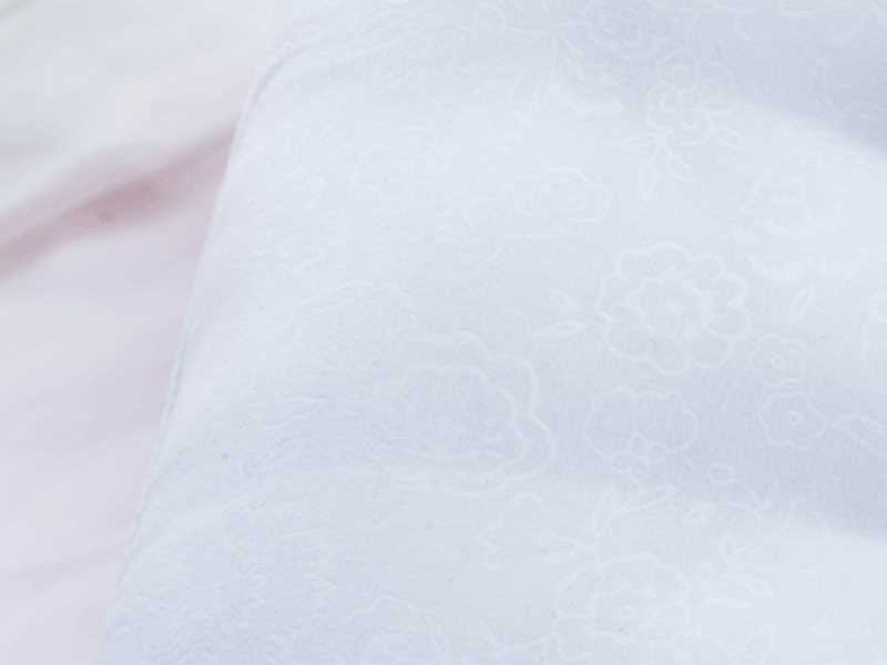 批发白色枕头|广州高质量的宿舍用品枕头批发