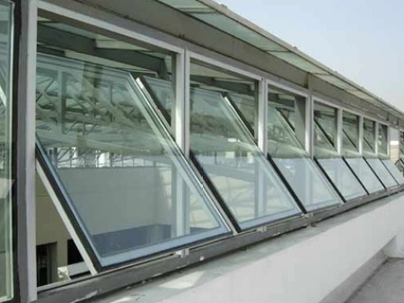 选购屋顶智能天窗如何分辨材质的优劣呢?